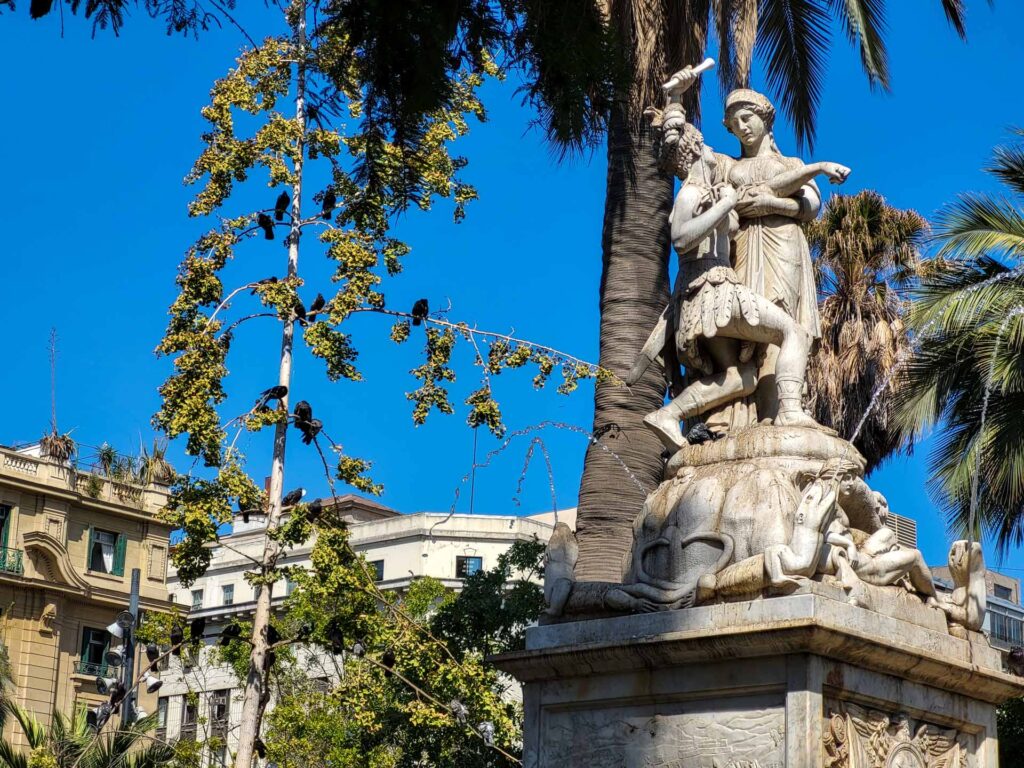 Statue on the plaza dle armas